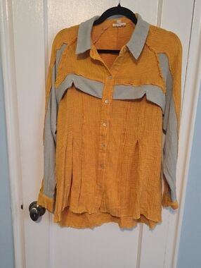 Textured Two-Tone Mustard and Light Gray Button-Down Shirt